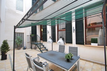 Acogedor apartamento con terraza y parking